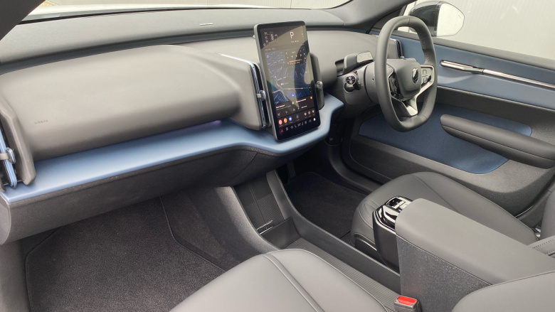 Volvo EX30 200kW SM Extended Range Ultra 69kWh 5dr Auto Electric Estate